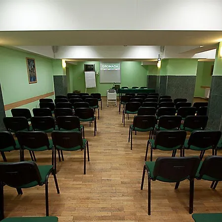 Hotel Gromada Centrum 3*