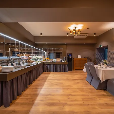 Hotel Nova 3*