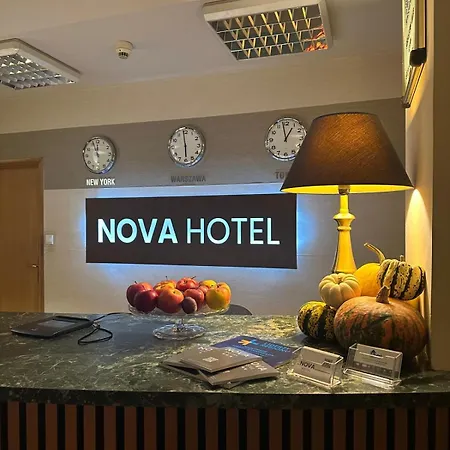 Готель Nova Радом
