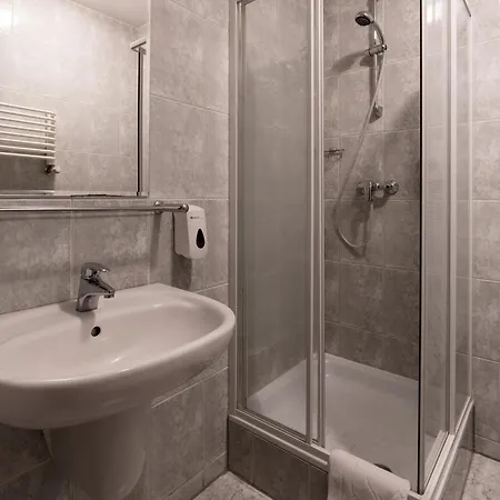 Hotel Nova 3*